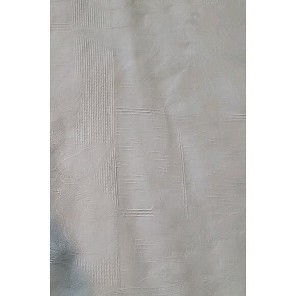 Tommy Bahama Pure Silk Camp Shirt – Ivory Textured Floral – Men’s XXL – GUC - Picture 3 of 8